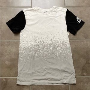 Adidas t-shirt